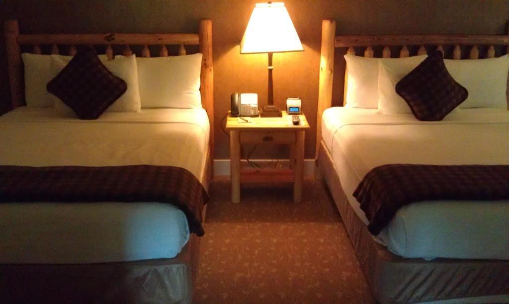 Overlook Lodge And Stone Cottages At Bear Mountain Highland Falls Room photo